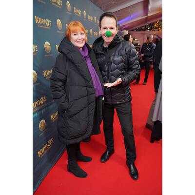 Monika Ballwein mit Sohn Noah und dessen Freundin