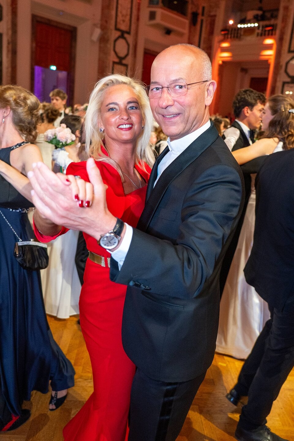 Toni Faber tanzt mit Begleitung Natalie