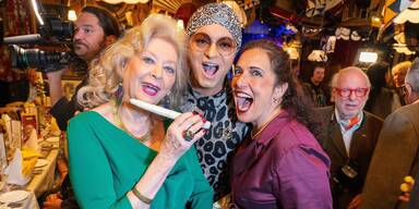 Birgit Sarata, Julian F.M. Stoeckel und Alexandra Reinprecht.&nbsp;