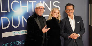 DJ Ötzi mit Tochter und Roland Weißmann