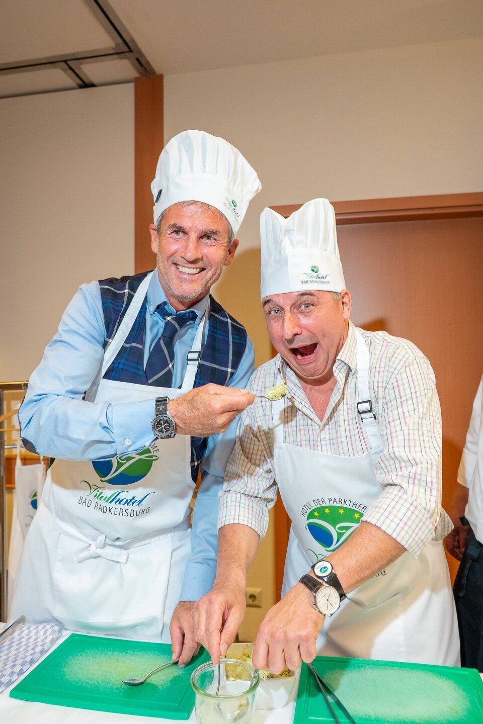 Michael Konsel und Christoph Fälbl essen lieber, als zu kochen. 