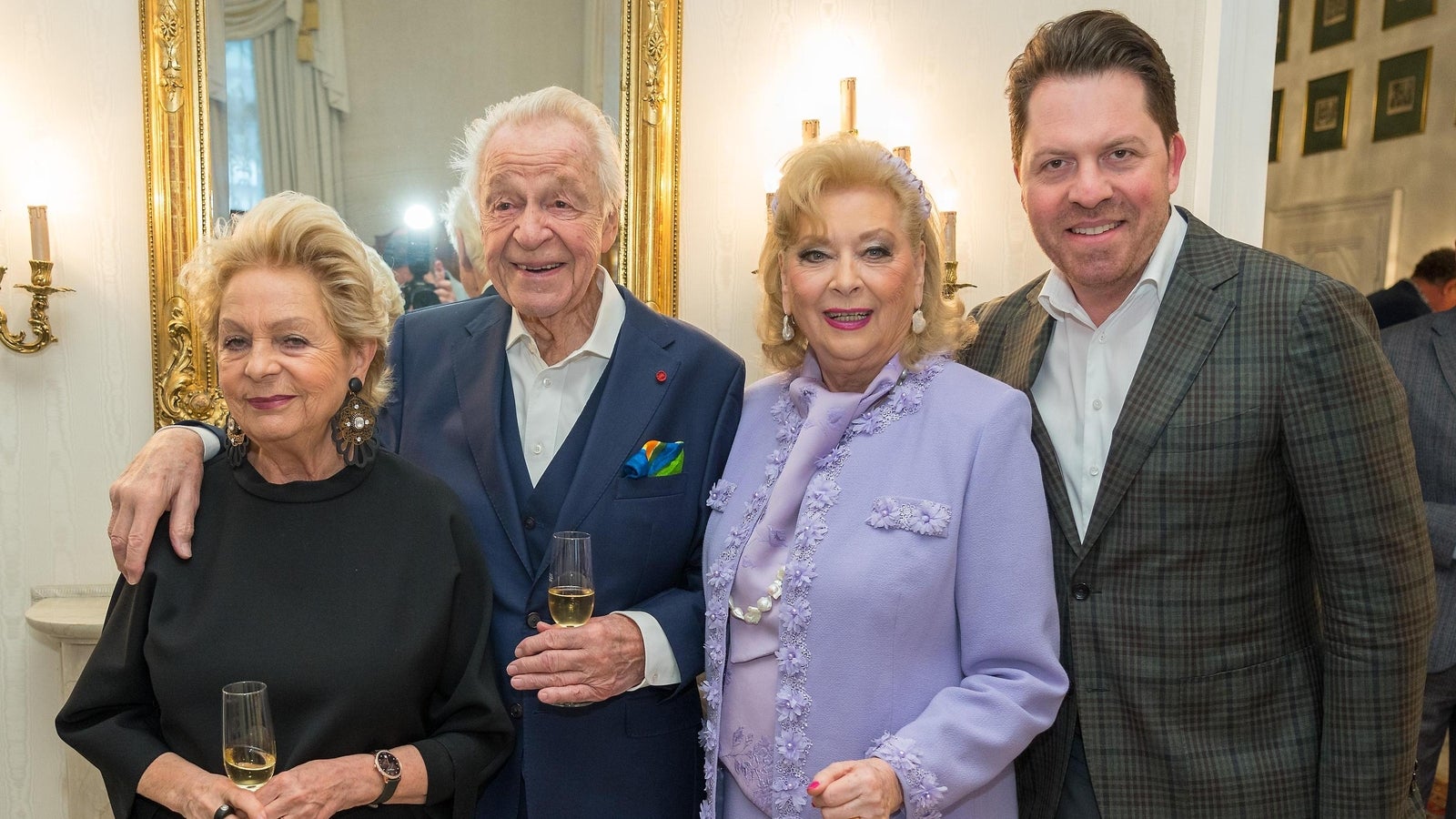 Kaixkitsune of leak kaia Kitsune.