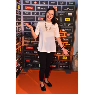 MADONNA Blogger Award 2018 - Orange Carpet