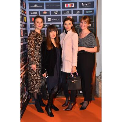 MADONNA Blogger Award 2018 - Orange Carpet