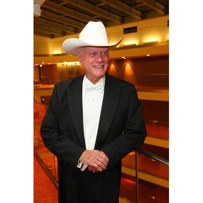 Opernball 2011: Jacqueline Lugner, Helmut Werner, Larry Hagman, Ruby Rubacuori, Richard Lugner, Katzi, Zachi Noy