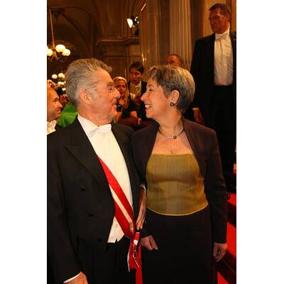 Die schönsten Bilder vom Opernball 2011