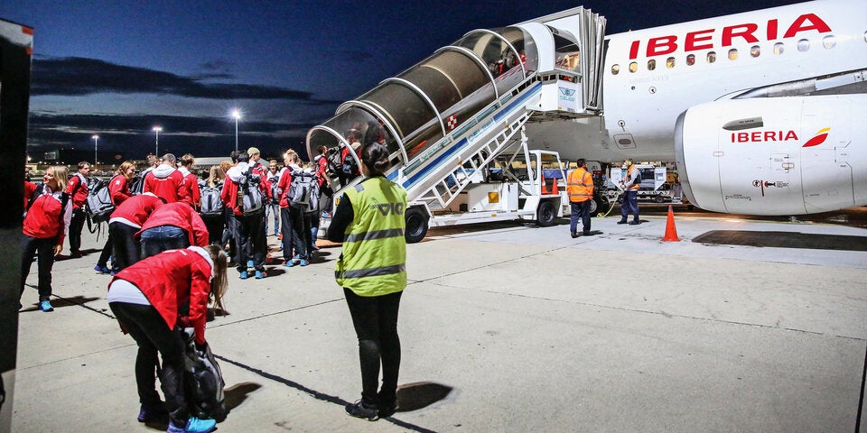 Erste Fuhre: Insgersamt 49 AthletInnen fliegen am Freitag nach China.