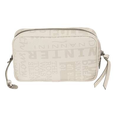 Pack die Beauty-Tasch ein!