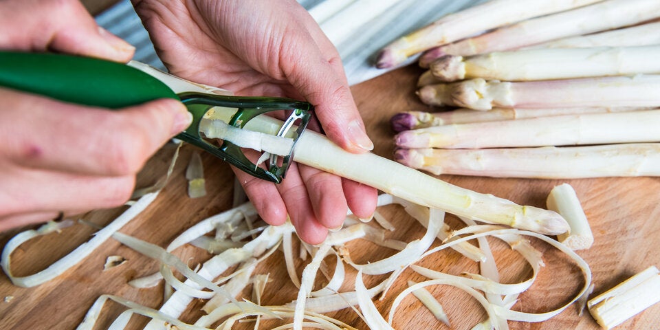 Spargel richtig schälen: Diese Fehler sollten Sie vermeiden