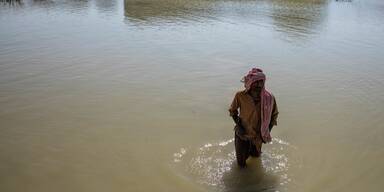 Fast 140 Tote in Afghanistan und Pakistan