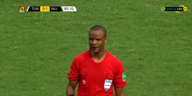 Kurios: Schiri pfeift Spiel in 85. Minute ab