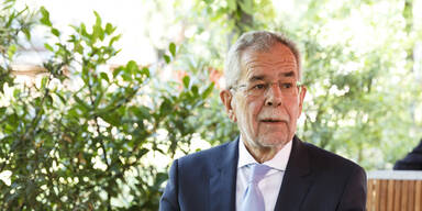 Alexander Van der Bellen