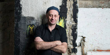 Alf Poier verkauft "12 Meisterwerke" als NFTs