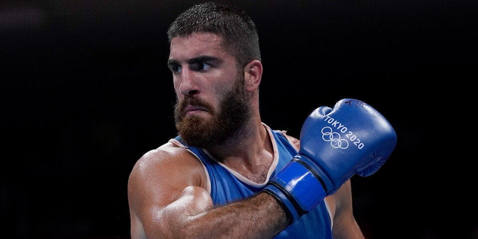 Französischer Boxer Mourad Aliev bei Olympia 2020