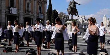 Strip aus Protest gegen Alitalia