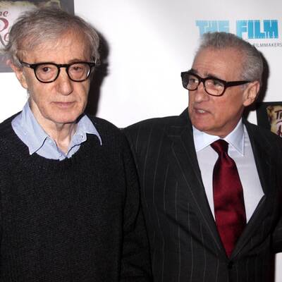 Rihanna - Queen of Downloads