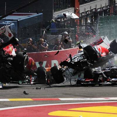 Schockunfall in der ersten Kurve