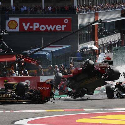 Schockunfall in der ersten Kurve