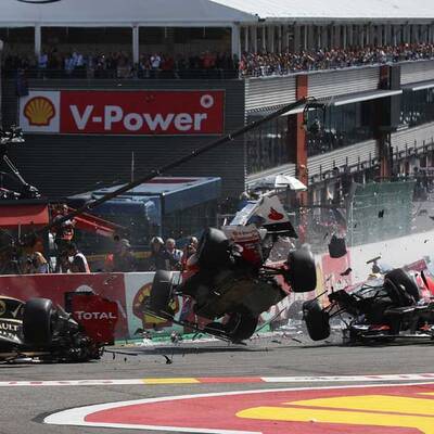 Schockunfall in der ersten Kurve