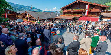 T&uuml;rkise Kritik an "Linksruck im Forum Alpbach" & Fischler
