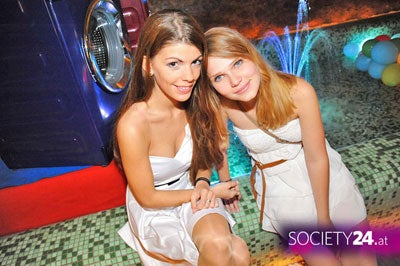 Der Club  Alpha zieht in die Bergstation