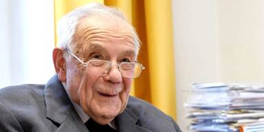 Gro&szlig;e Sorge um Altbischof Aichern: Di&ouml;zese Linz ruft zum Beten auf