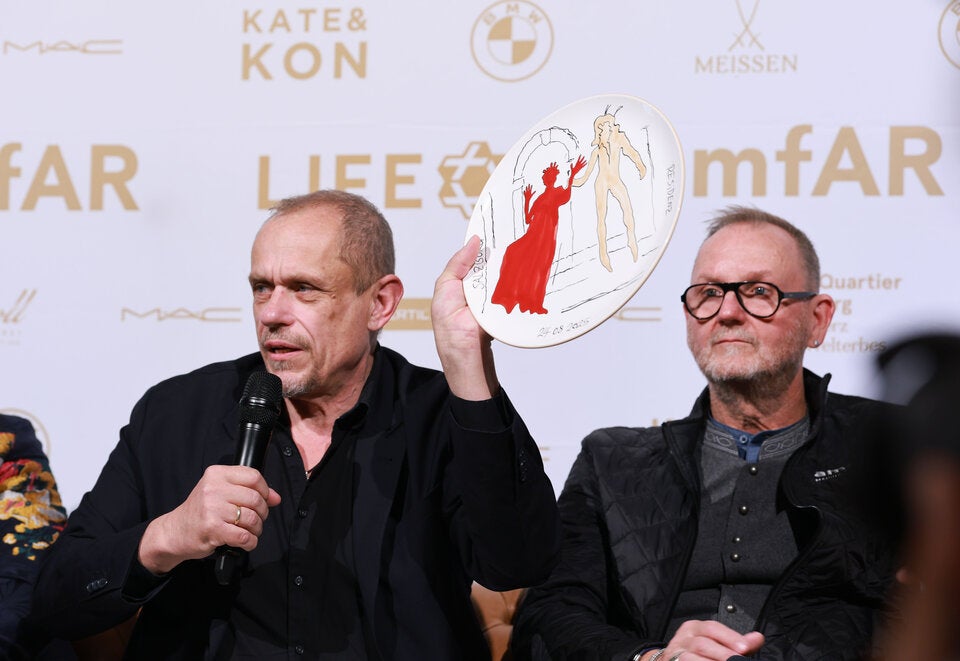 Gery Keszler mit Kevin Robert Frost und dem 