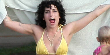 Jetzt will Amy ins Drogen-Paradies Jamaika