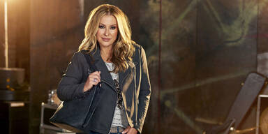 Musikstar Anastacia designt Mode f&uuml;r Hofer