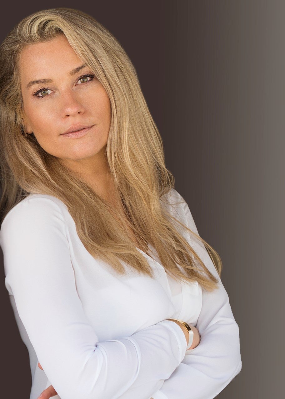 In ihrem neuen Buch „Das Geheimnis eines fucking guten Lebens“ setzt sich die Wienerin und Spiegel-Bestseller-Autorin mit den großen Lebensfragen auseinander. 