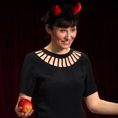 Rihanna - Queen of Downloads