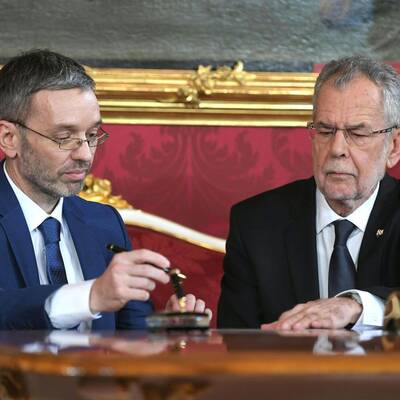 Angelobung der neuen Regierung