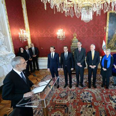 Angelobung der neuen Regierung