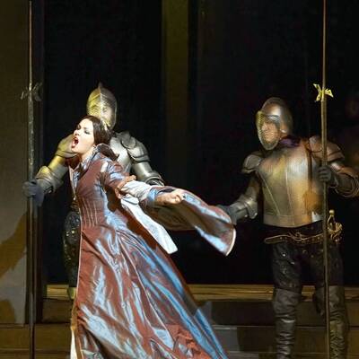 Rihanna - Queen of Downloads