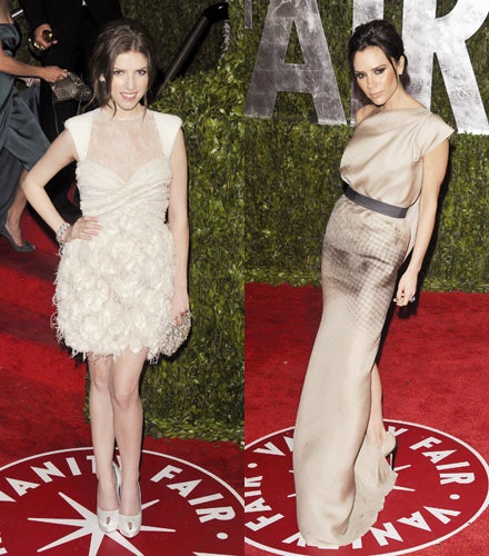 Anna Kendrick und Victoria Beckham im Nude-Look