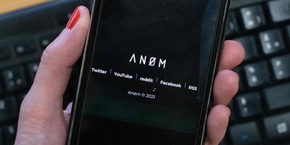 So jubelte das FBI den Kriminellen die Fake-Handys unter