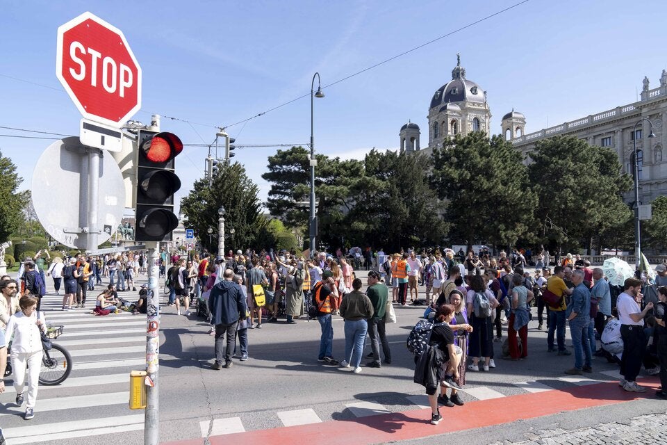 Großprotest der Klima-Kleber in Wien