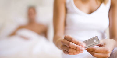 Frau nimmt Antibabypille - und stirbt