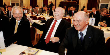 Michael Haeupl und Erwin Proell im Wiener Rathaus