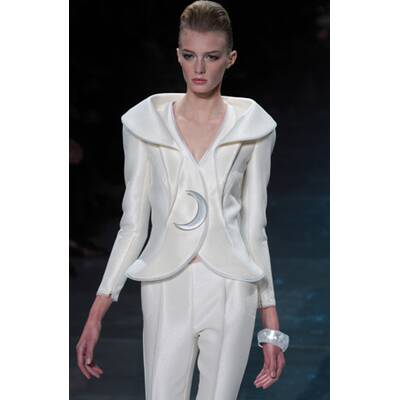 SLIDESHOW: Armani Privé F/S 10