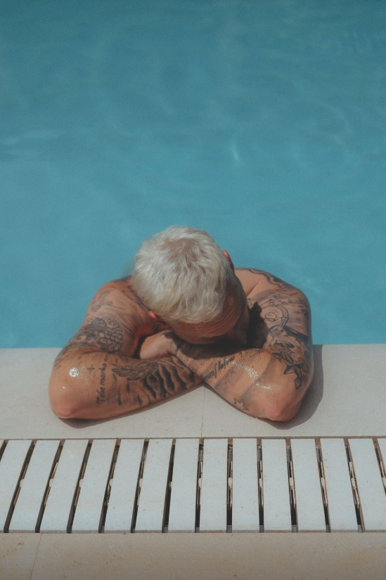 Ruhe vor Transfer-Sturm! Arnautovic glänzt im Silberlook am Pool