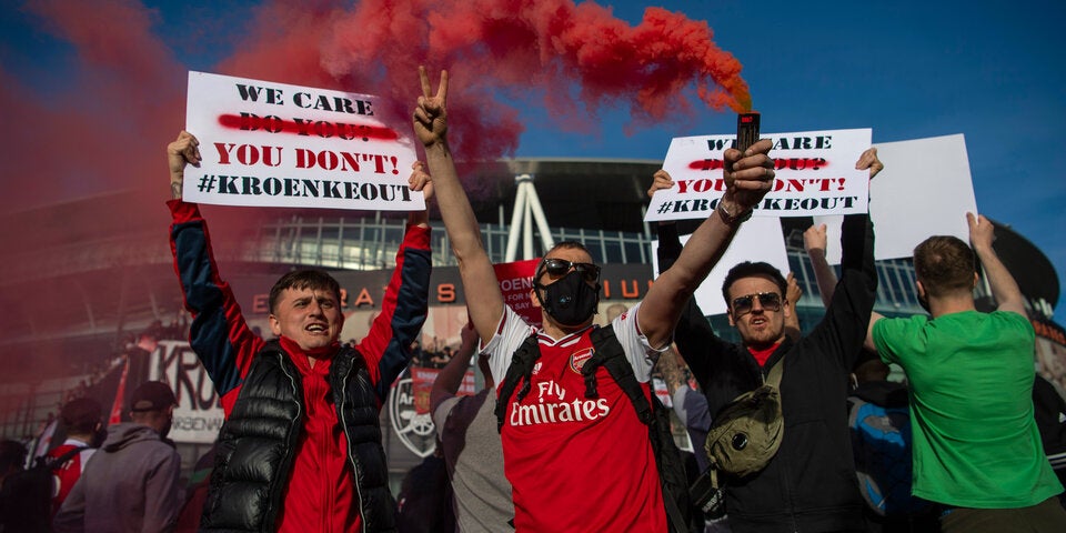Arsenal-Fans protestieren gegen Besitzer Stan Kroenke