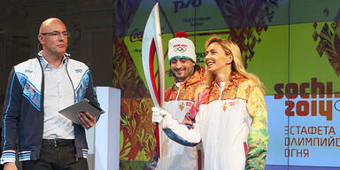 Olympische Fackel fliegt ins Weltall