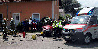 Teenager rammt Auto: 54-Jährige tot