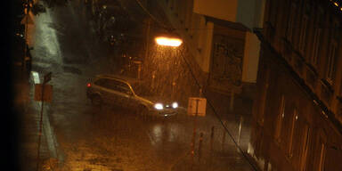 Unwetter setzten  ganze Orte  unter Wasser