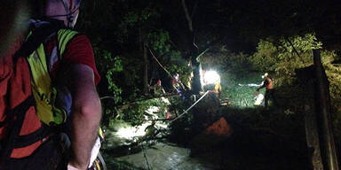 Schlammlawine überrollt Dorffest: 4 Tote