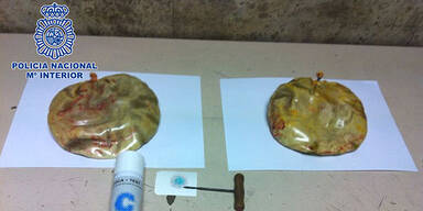 43-Jährige schmuggelte Kokain in ihren Brüsten