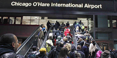 Feuerteufel legt Flugverkehr lahm