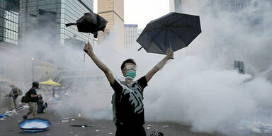 Tränengas gegen Demokratiebewegung