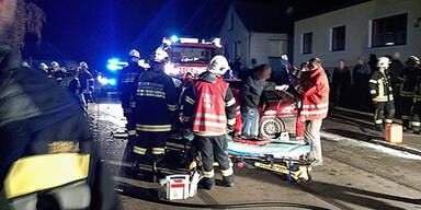 Drei Verletzte bei Frontal-Crash in NÖ